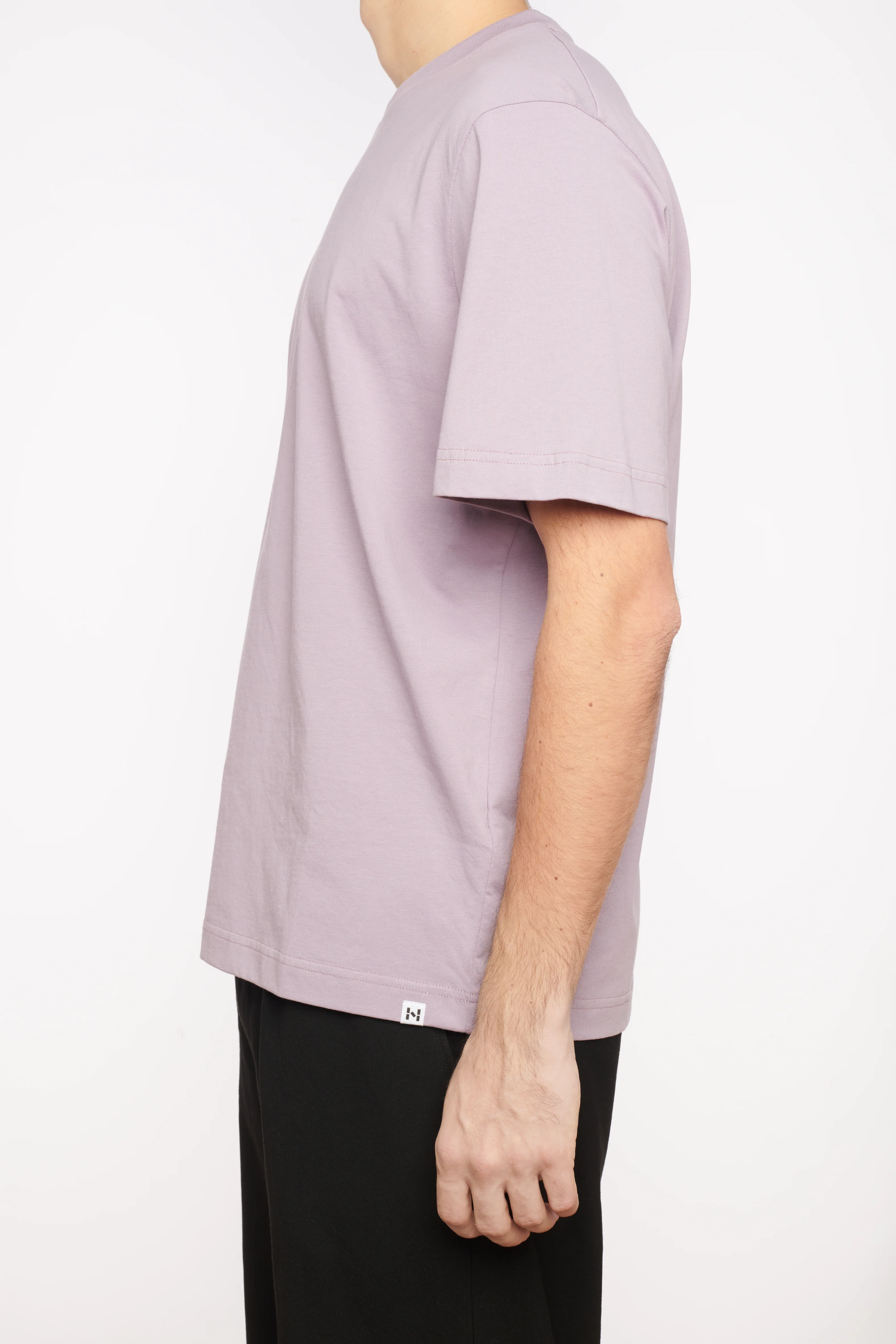 Circular shirt made of organic cotton, color dusty purple, front view, made in Portugal