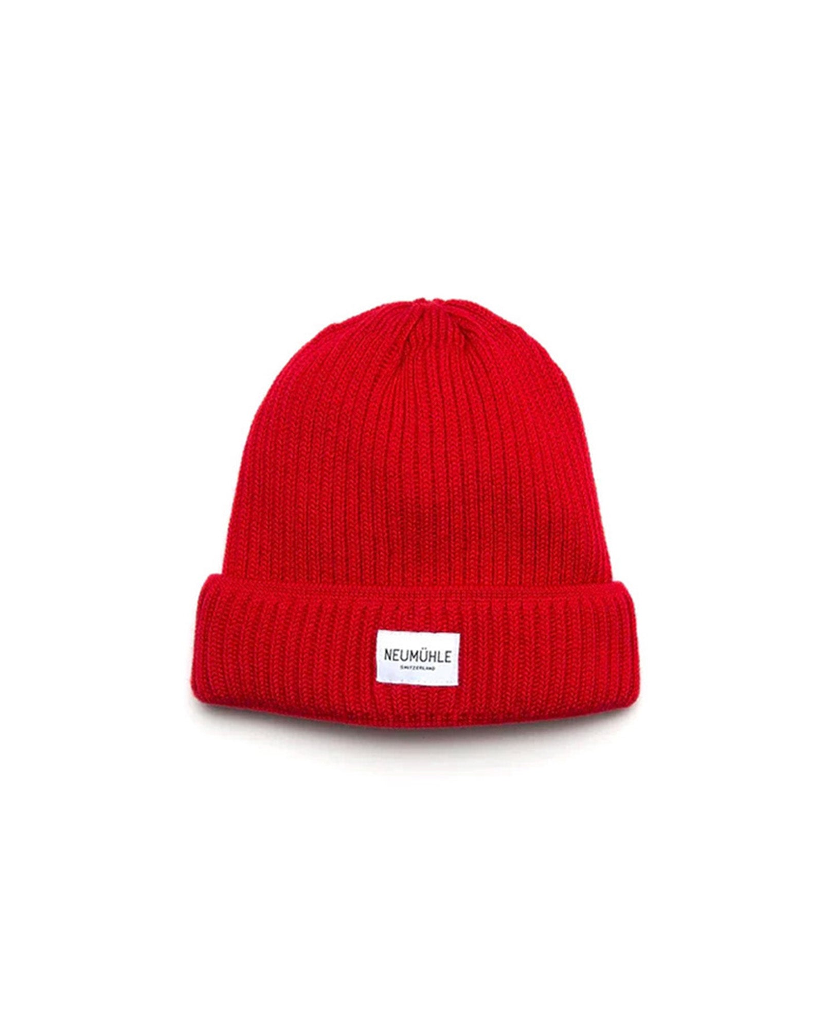 Sustainable hat made from elbe organic merino wool by Neumühle, model Elbe in red, front view, made locally in Germany