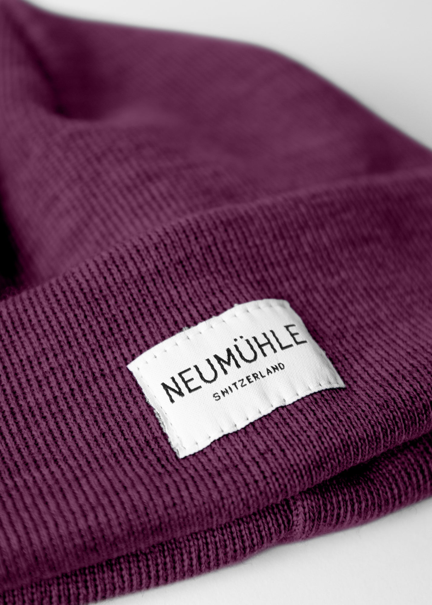 Hat - Nebel - Eggplant - Organic Merino