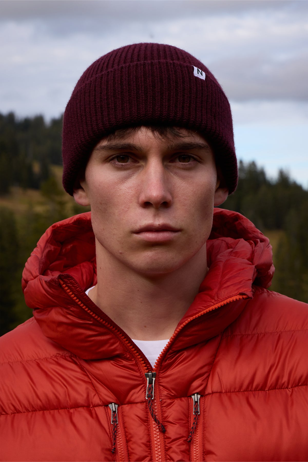 Tide Merino Beanie – Aubergine