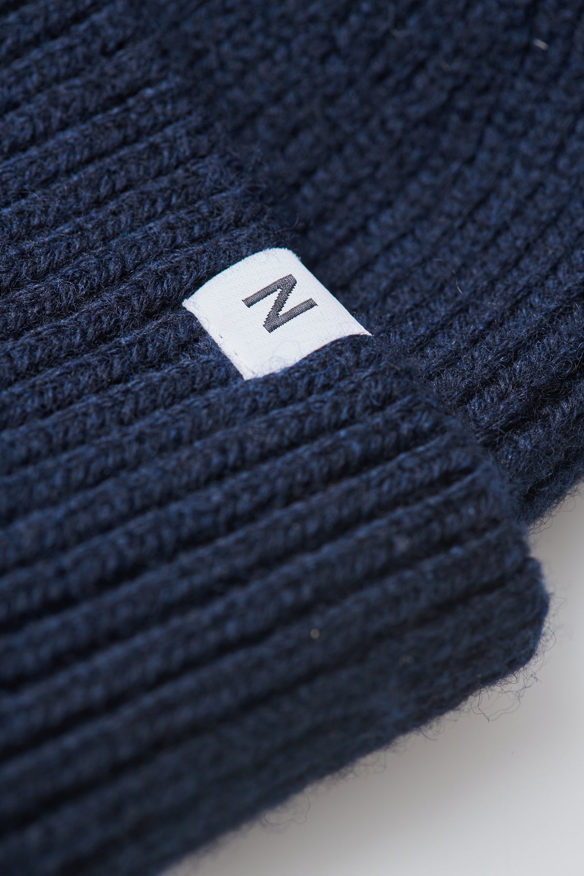 Tide Merino Beanie – Deep Sea
